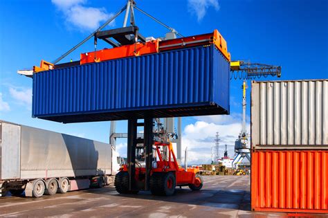 How Many Containers Fit on a Ship: Exploring the Limits of Maritime Logistics and Beyond